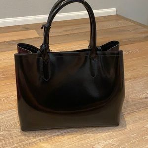 Gianni Notaro Italian made Parent leather handbag